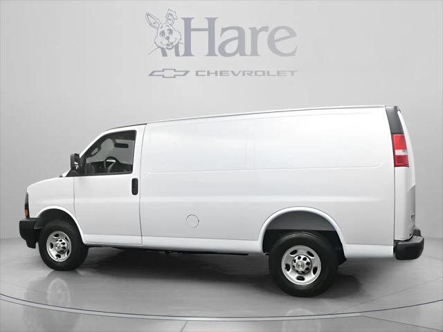 2026 Chevrolet Express Cargo Van 2500 Regular Wheelbase, WT, RWD