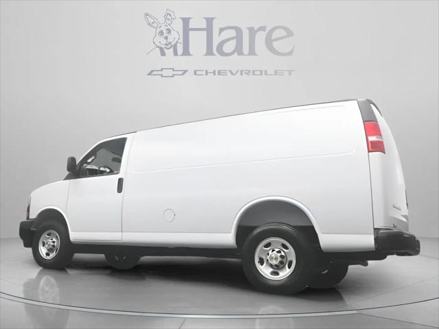 2026 Chevrolet Express Cargo Van 2500 Regular Wheelbase, WT, RWD