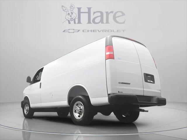 2026 Chevrolet Express Cargo Van 2500 Regular Wheelbase, WT, RWD