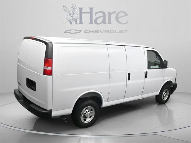 2026 Chevrolet Express Cargo Van 2500 Regular Wheelbase, WT, RWD