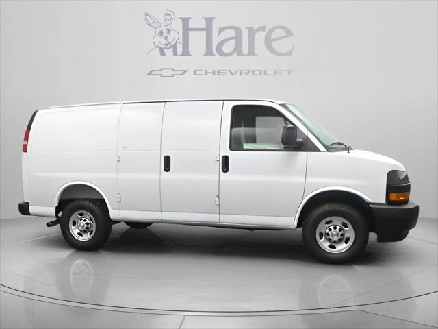 2026 Chevrolet Express Cargo Van 2500 Regular Wheelbase, WT, RWD