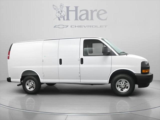 2026 Chevrolet Express Cargo Van 2500 Regular Wheelbase, WT, RWD
