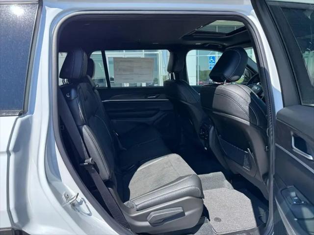 2026 Jeep Grand Cherokee L Altitude 4x4