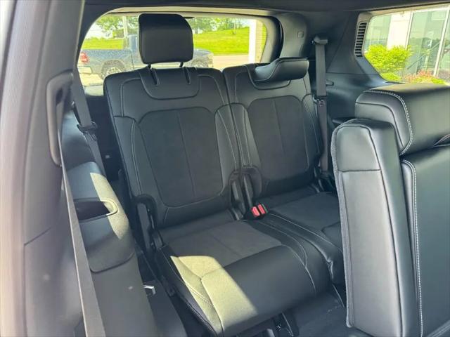 2026 Jeep Grand Cherokee L Altitude 4x4