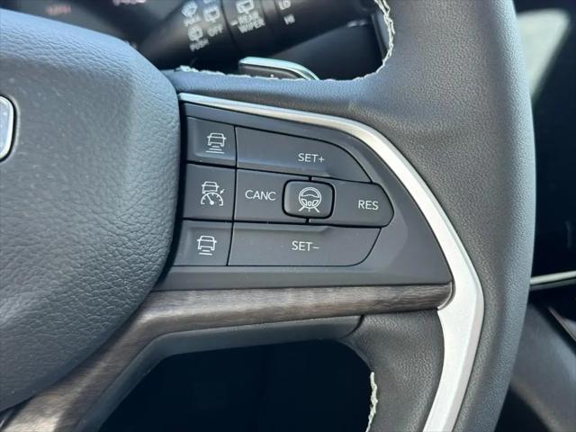 2026 Jeep Grand Cherokee L Altitude 4x4