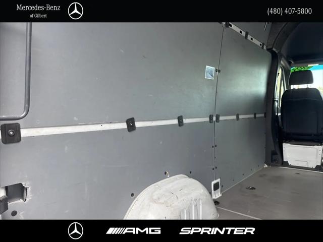 2025 Mercedes-Benz Sprinter 2500 Standard Roof 4-Cyl Diesel
