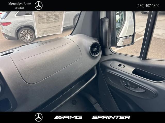2025 Mercedes-Benz Sprinter 2500 Standard Roof 4-Cyl Diesel