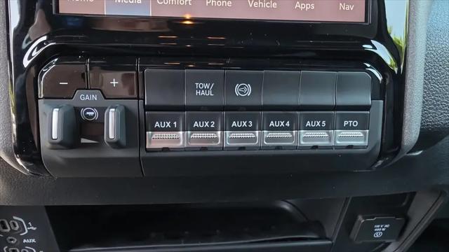 2026 Ram 3500 Tradesman/Big Horn