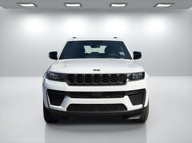 2026 Jeep Grand Cherokee Altitude 4x4