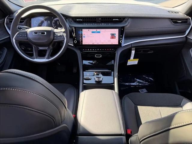 2026 Jeep Grand Cherokee Altitude 4x4