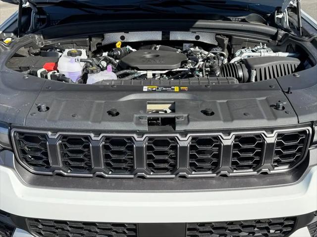 2026 Jeep Grand Cherokee Altitude 4x4