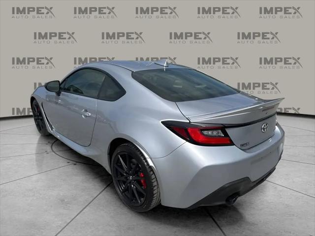 2025 Toyota GR86 Premium