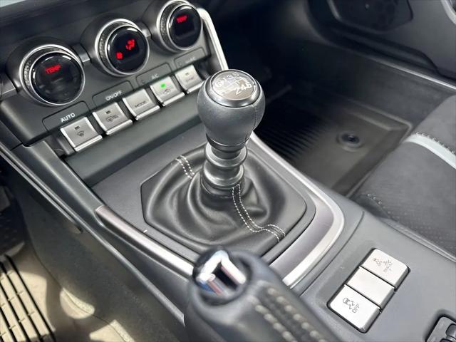2025 Toyota GR86 Premium