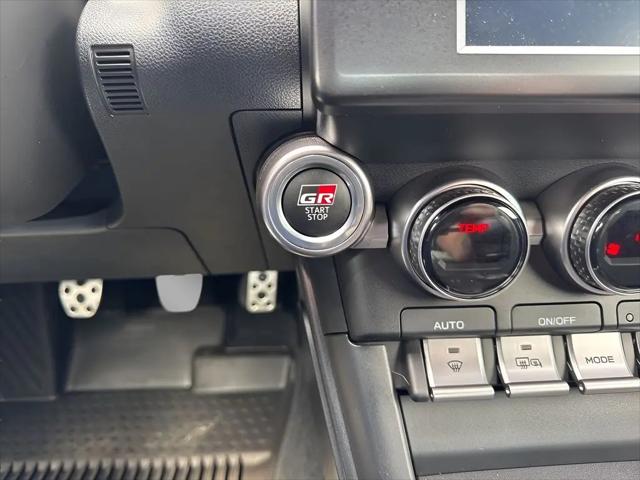 2025 Toyota GR86 Premium