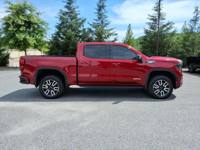 2025 GMC Sierra 1500 4WD Crew Cab Short Box AT4