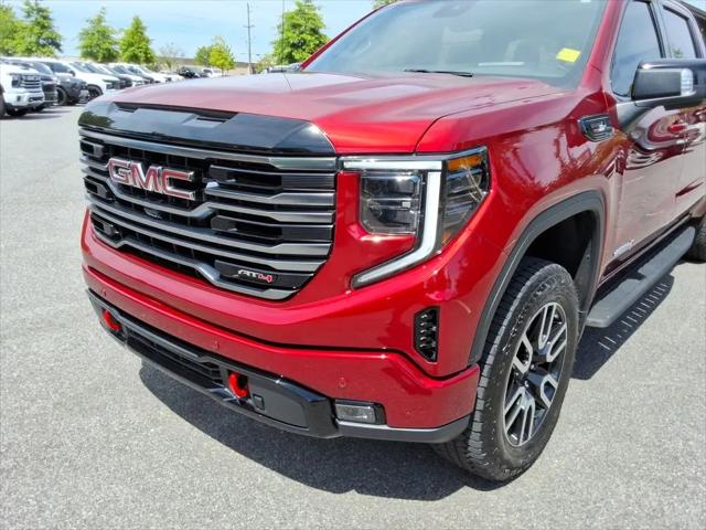 2025 GMC Sierra 1500 4WD Crew Cab Short Box AT4