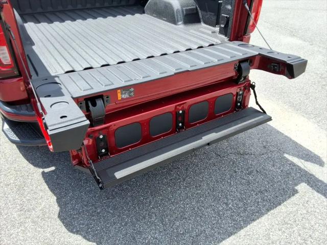2025 GMC Sierra 1500 4WD Crew Cab Short Box AT4