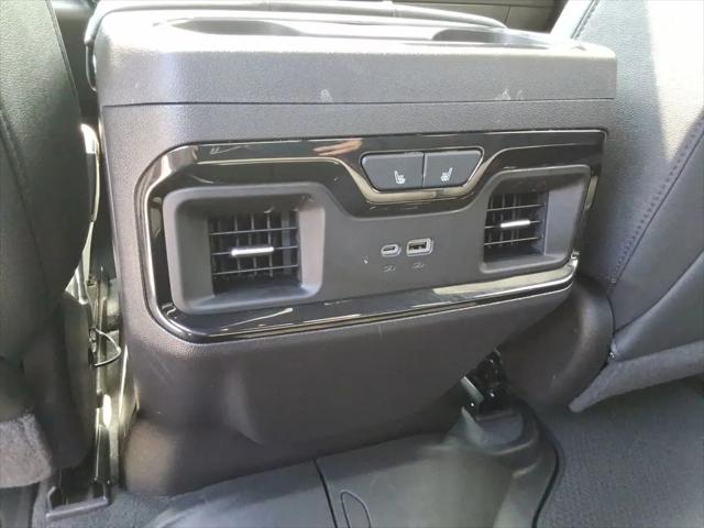 2025 GMC Sierra 1500 4WD Crew Cab Short Box AT4