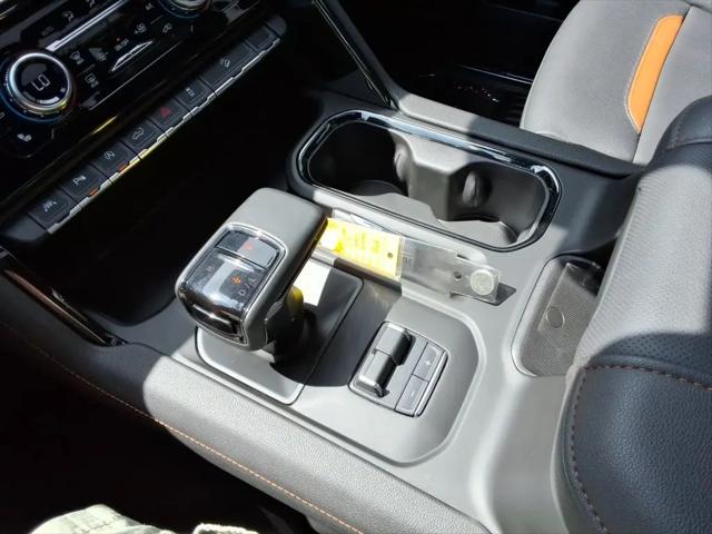 2025 GMC Sierra 1500 4WD Crew Cab Short Box AT4
