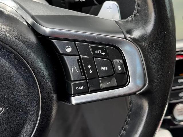 2019 Jaguar F-PACE S