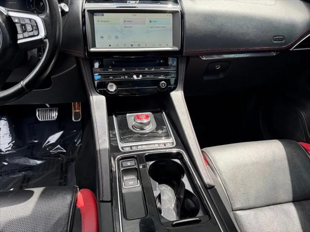 2019 Jaguar F-PACE S