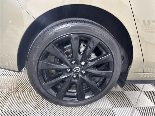 2024 Mazda Mazda3 2.5 Carbon Turbo