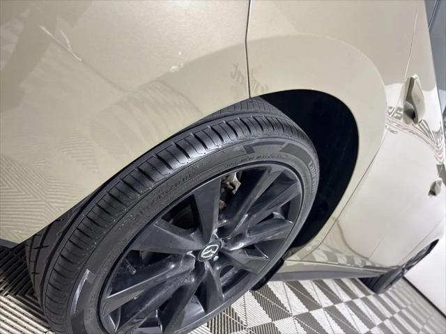2024 Mazda Mazda3 2.5 Carbon Turbo
