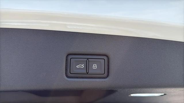 2026 Audi SQ5 Premium Plus TFSI quattro S tronic