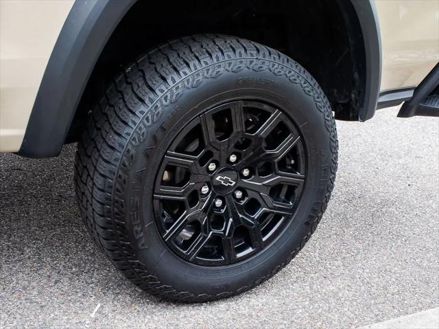 2023 Chevrolet Colorado 4WD Crew Cab Short Box Trail Boss