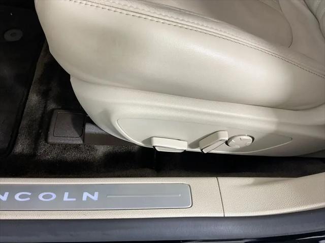 2017 Lincoln MKZ Select