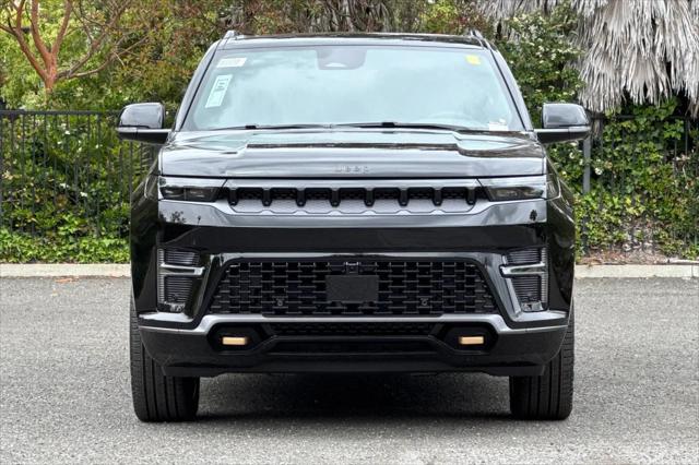 2026 Jeep Grand Wagoneer L 4x4