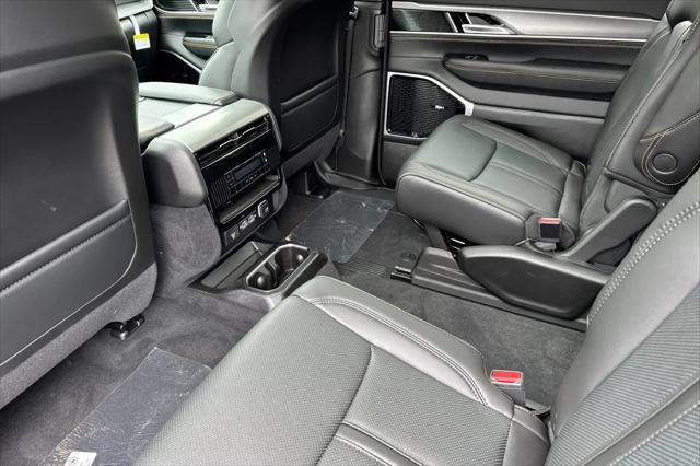2026 Jeep Grand Wagoneer L 4x4