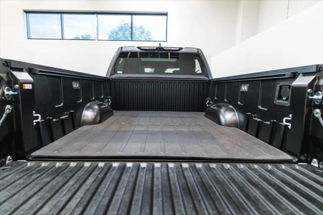 2026 Toyota Tundra Platinum CrewMax 5.5' Bed