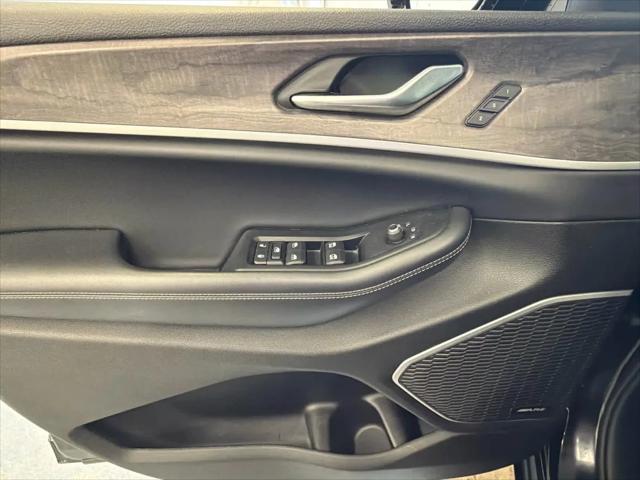 2022 Jeep Grand Cherokee L Limited 4x2