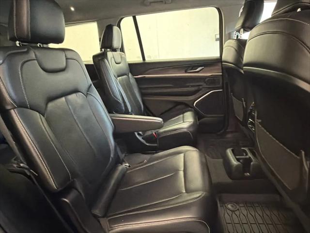 2022 Jeep Grand Cherokee L Limited 4x2