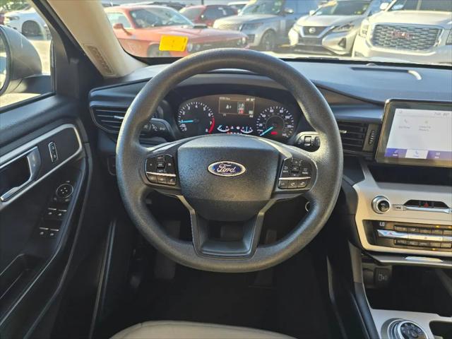 2021 Ford Explorer Base