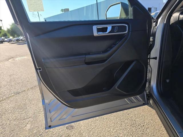 2021 Ford Explorer Base