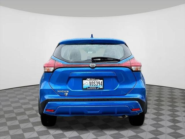 2025 Nissan Kicks S
