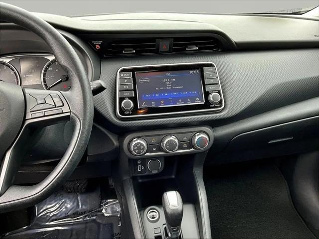 2025 Nissan Kicks S