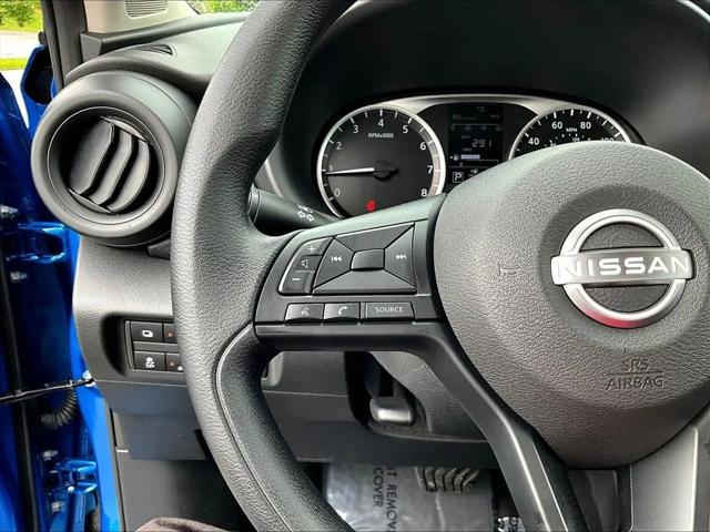 2025 Nissan Kicks S
