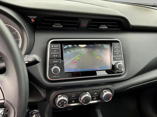 2025 Nissan Kicks S