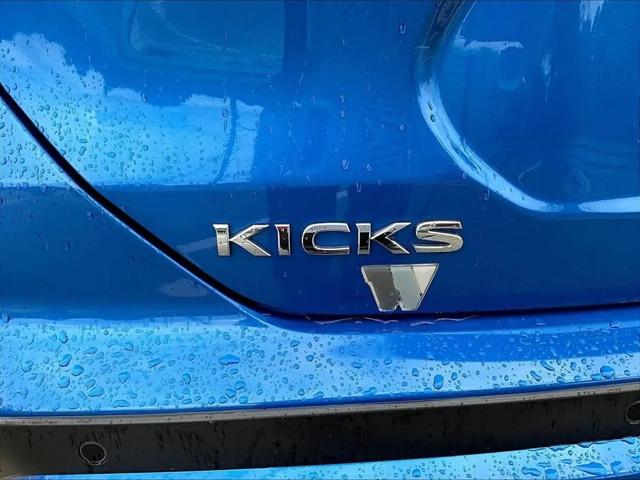 2025 Nissan Kicks S