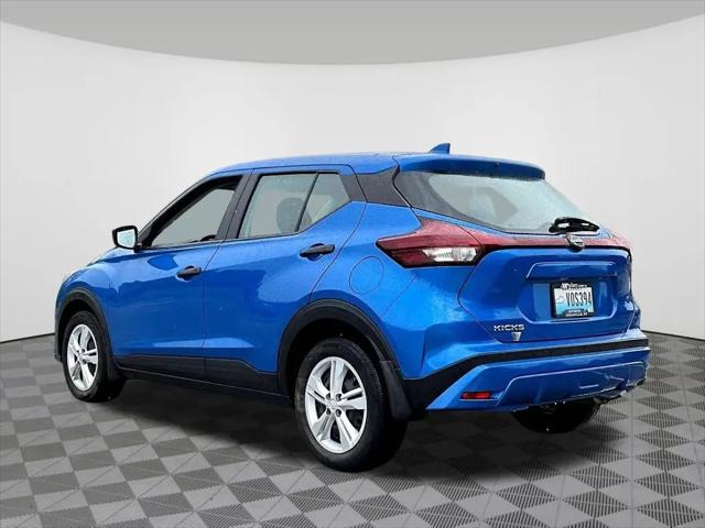 2025 Nissan Kicks S