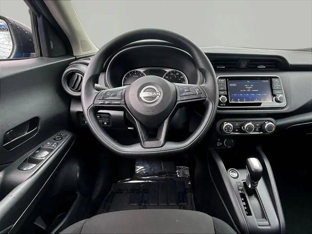 2025 Nissan Kicks S