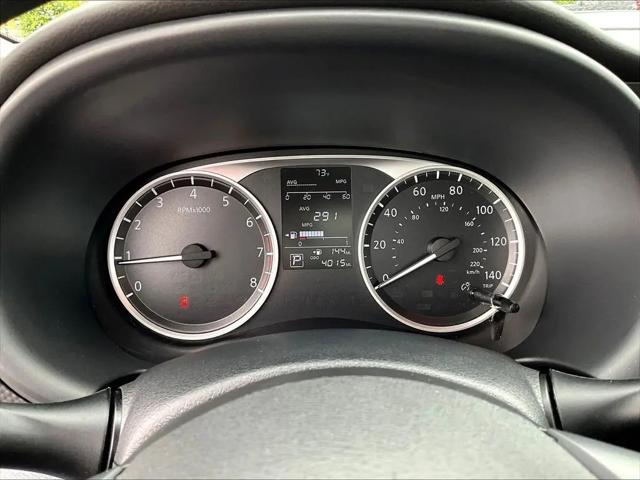 2025 Nissan Kicks S