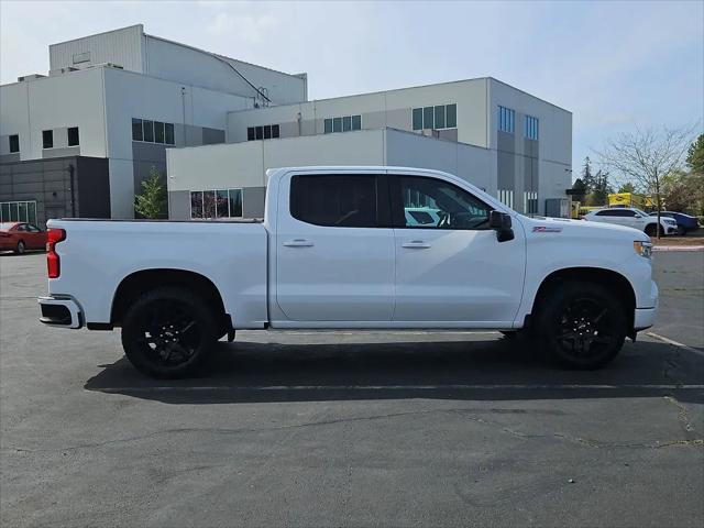 2022 Chevrolet Silverado 1500 4WD Crew Cab Short Bed RST