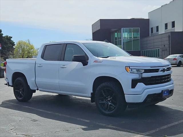 2022 Chevrolet Silverado 1500 4WD Crew Cab Short Bed RST