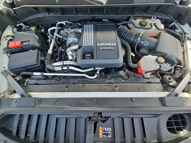 2022 Chevrolet Silverado 1500 4WD Crew Cab Short Bed RST