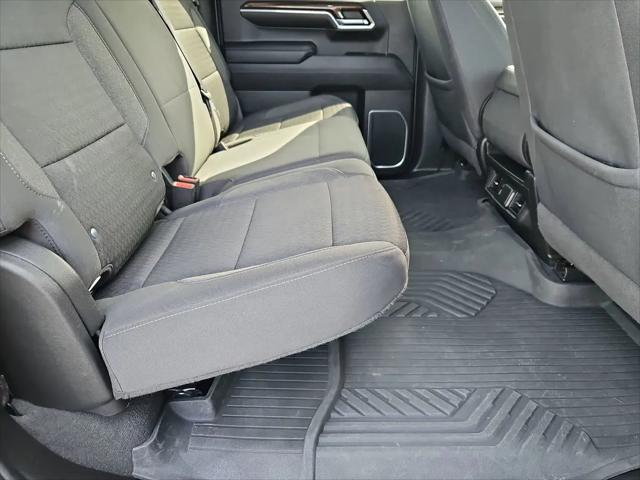 2022 Chevrolet Silverado 1500 4WD Crew Cab Short Bed RST