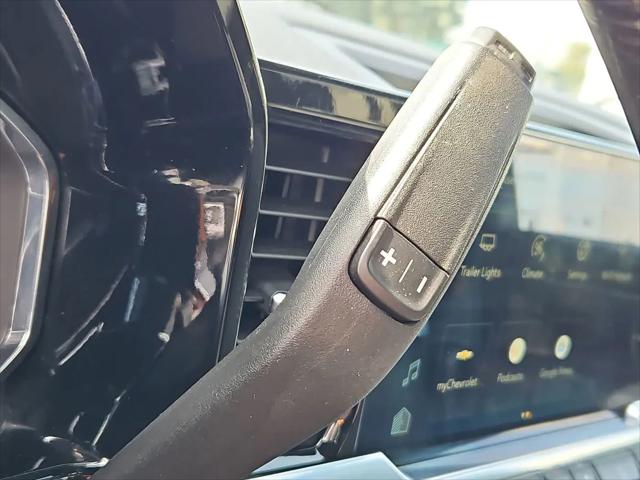 2022 Chevrolet Silverado 1500 4WD Crew Cab Short Bed RST
